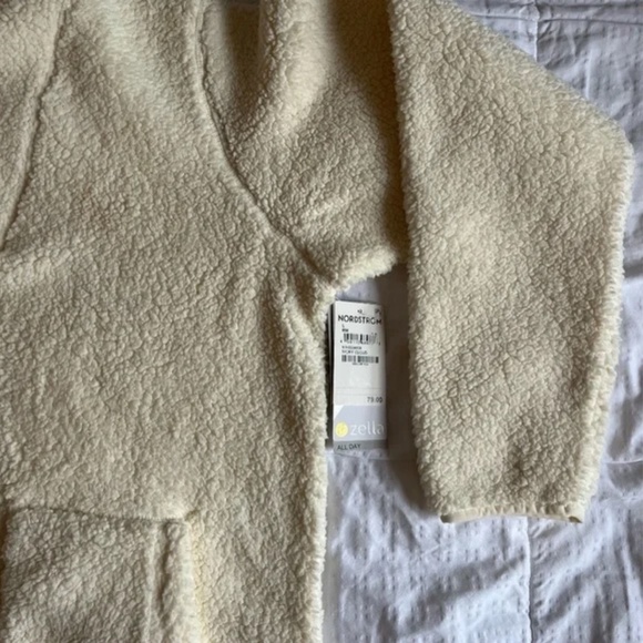 NWT Zella Ivory Cloud Faux Shearling Pullover Hoodie With Pockets, Large - Picture 6 of 16